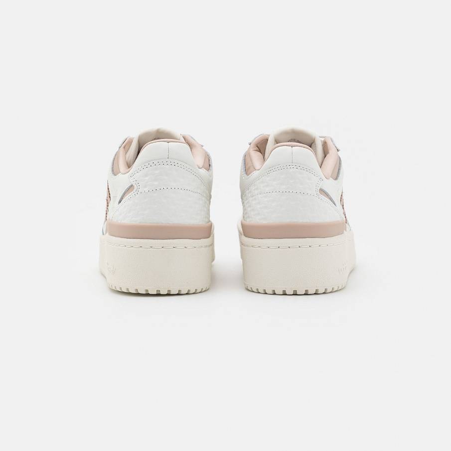 Фото № 4 с приближением к товару «‎Adidas Forum Bold »