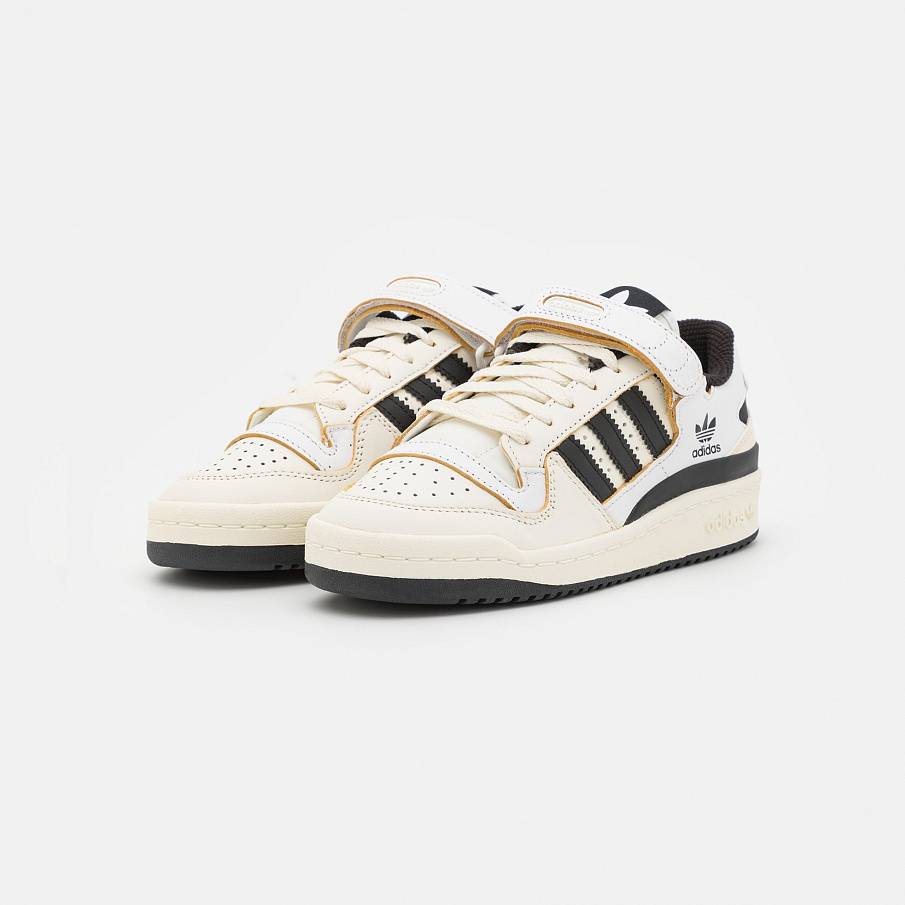 Фото № 3 с приближением к товару «‎Adidas Forum 84 »