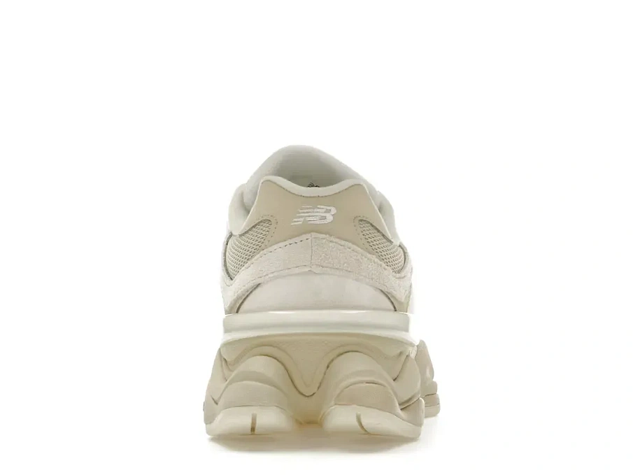 Фото № 4 с приближением к товару «‎New Balance 9060»