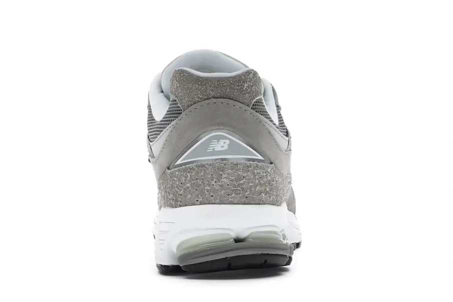 Фото № 4 с приближением к товару «‎New Balance 2002R»