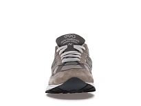 Фото № 2 с приближением к товару «‎New Balance 990v2»