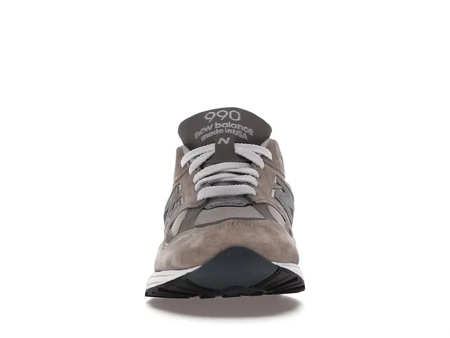 Фото № 2 с приближением к товару «‎New Balance 990v2»