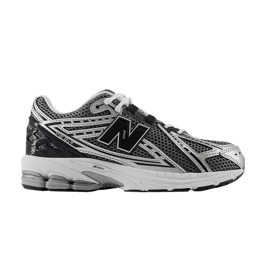 Фото № 1 с приближением к товару «‎New Balance 1906R Big Kid Wide Silver Grey Black»