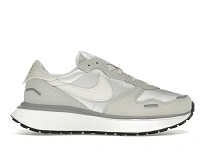 Фото № 1 с приближением к товару «‎Nike Phoenix Waffle»