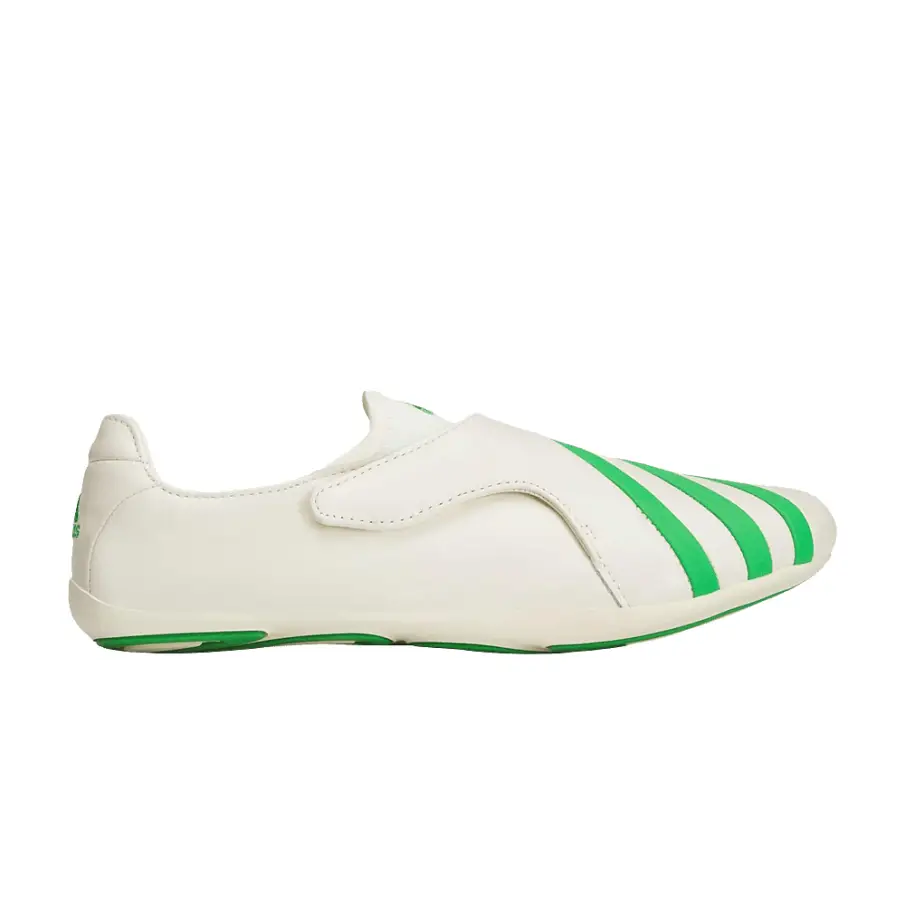 Фото № 1 с приближением к товару «‎Pharrell Williams x adidas Vario Flat Earther Cloud White Core Green (KI7669)»