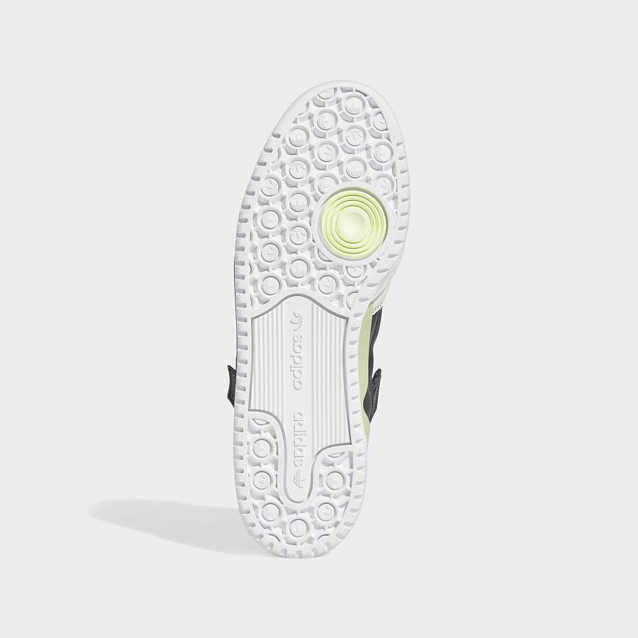 Фото № 5 с приближением к товару «‎Adidas Forum »