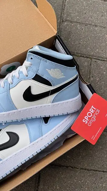 Air Jordan 1 Mid "Ice Blue" (555112-401) - 4