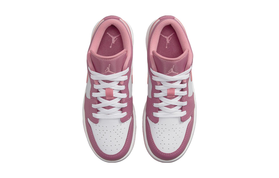 Фото № 4 с приближением к товару «‎ Jordan Air Jordan 1 Vintage basketball shoes»