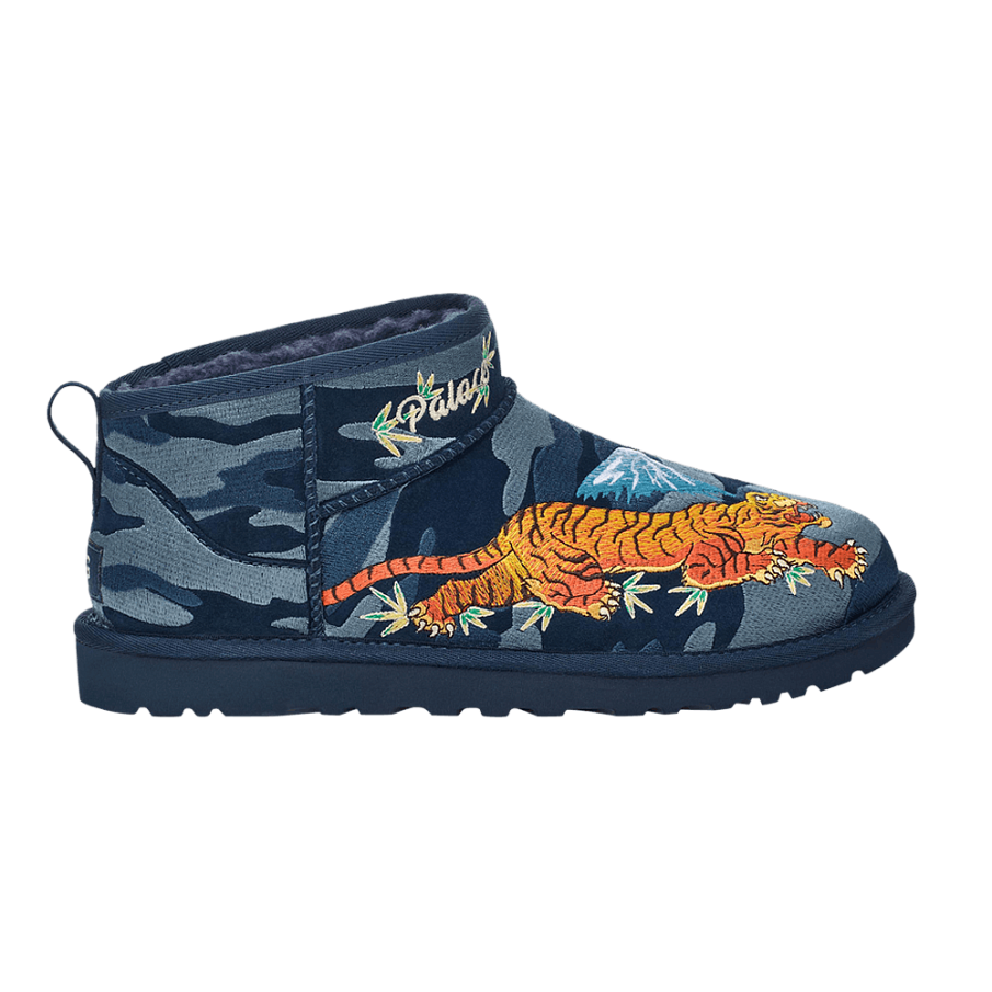 Фото № 1 с приближением к товару «‎Palace x UGG Classic Ultra Mini Boot Navy Camo»