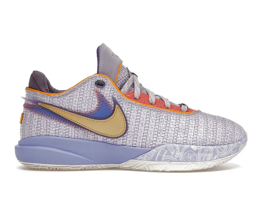 Фото № 1 с приближением к товару «‎Nike LeBron 20 Violet Frost»