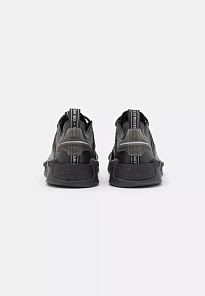Фото № 3 с приближением к товару «‎NMD V3»