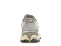 Фото № 4 с приближением к товару «‎New Balance 9060»