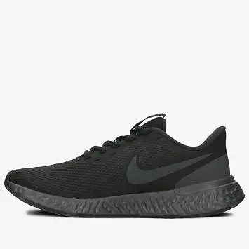 Nike Revolution 5 - 4
