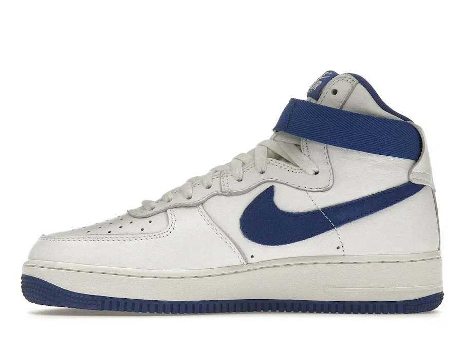 Фото № 3 с приближением к товару «‎Nike Air Force 1 High White Game Royal»