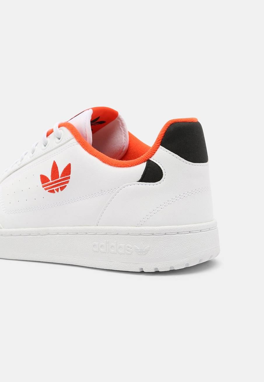 Фото № 5 с приближением к товару «‎Adidas Ny 90 »