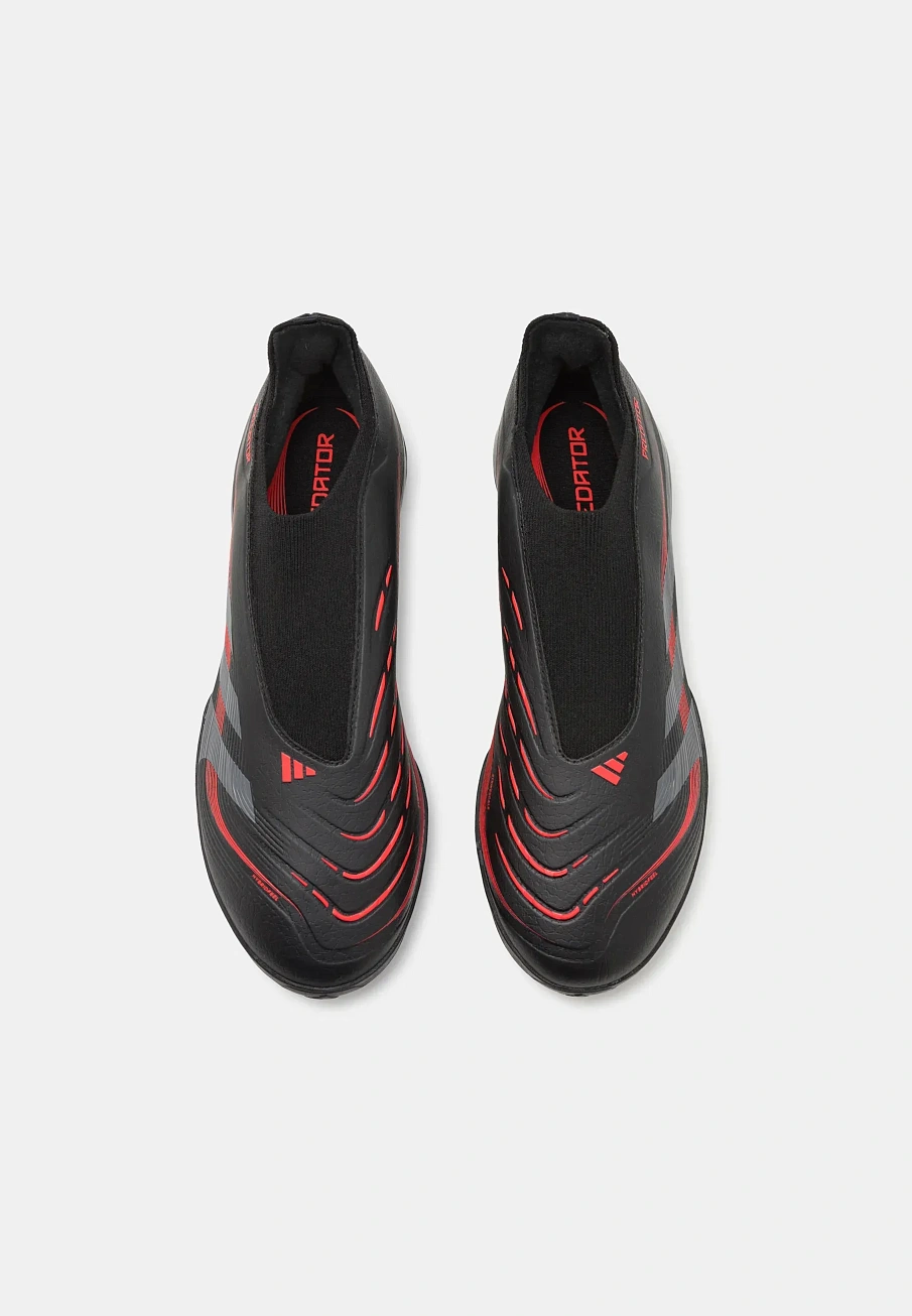 Фото № 4 с приближением к товару «‎PREDATOR LEAGUE LACELESS TURF»