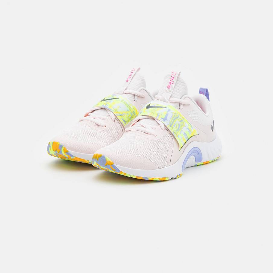 Фото № 2 с приближением к товару «‎Nike W Renew IN Season TR 12 Prm»