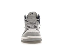 Фото № 2 с приближением к товару «‎Jordan 1 Mid»