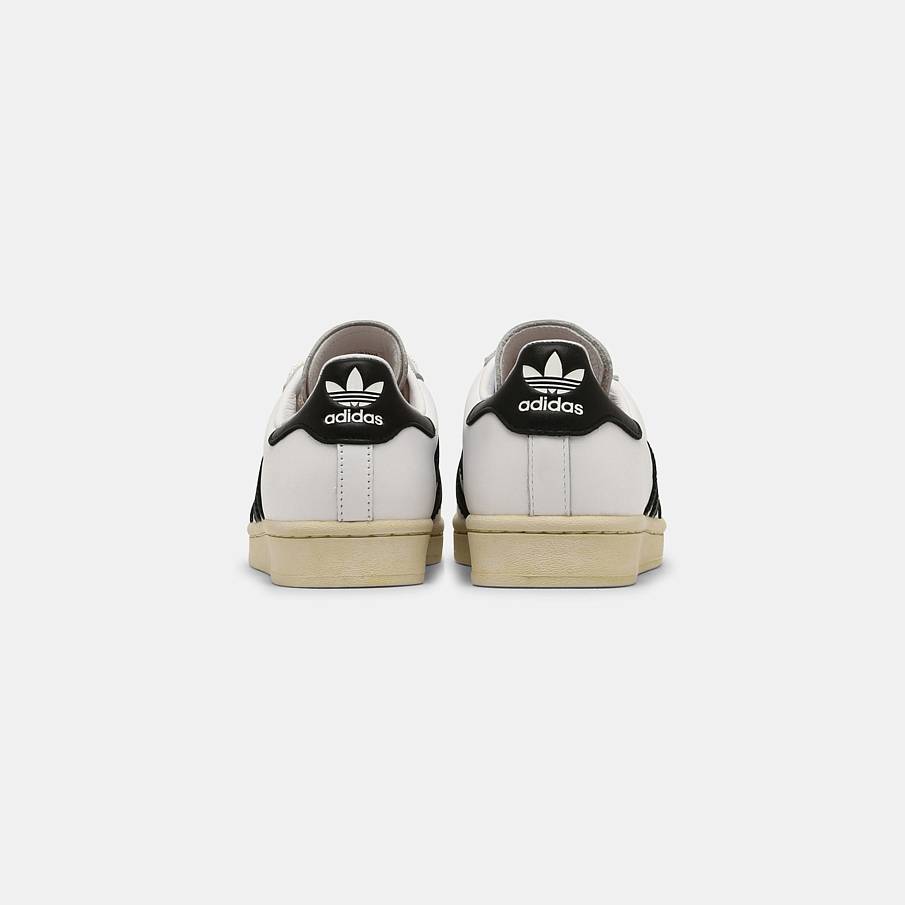 Фото № 3 с приближением к товару «‎Adidas Superstar »
