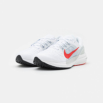 Фото № 2 с приближением к товару «‎Nike Air Zoom Vomero 15»