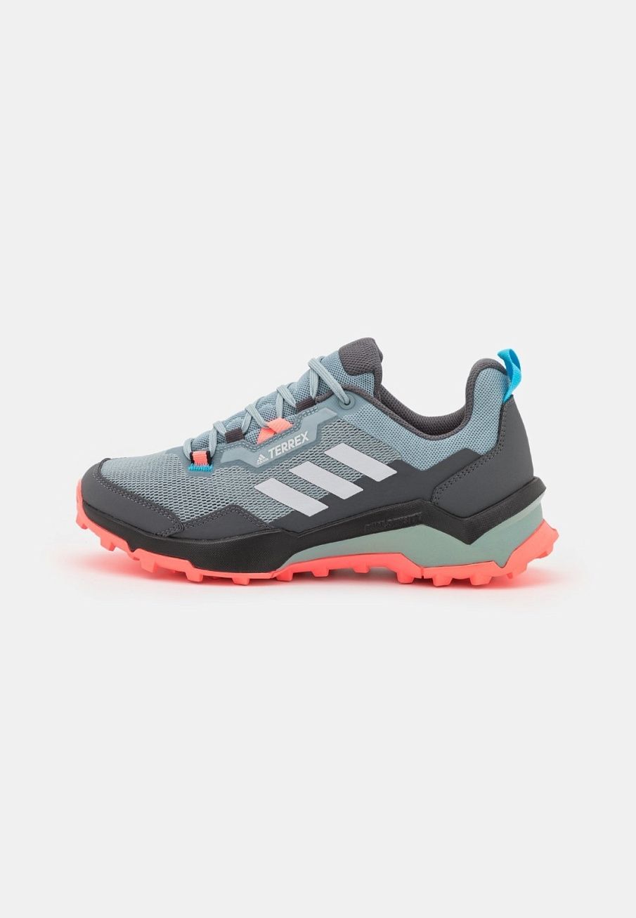 Фото № 1 с приближением к товару «‎Кроссовки Adidas SPAD541A1UN-C11»