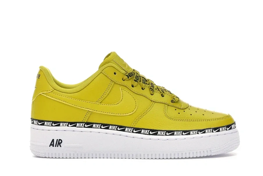 Фото № 1 с приближением к товару «‎Nike Air Force 1 Low Overbranding Bright Citron »