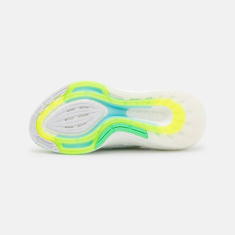 Фото № 5 с приближением к товару «‎Adidas Ultraboost 22»