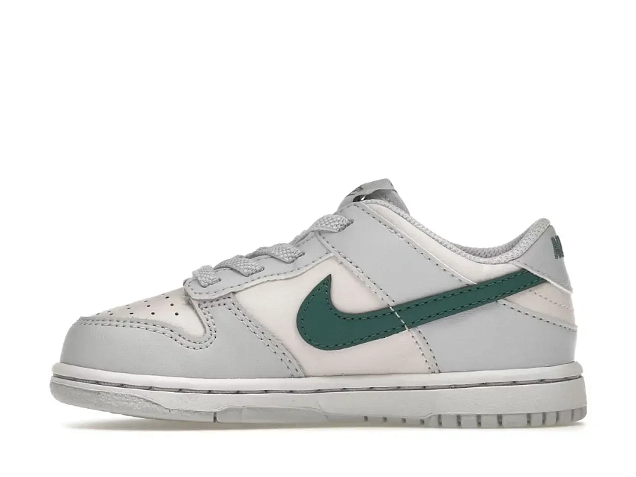 Фото № 3 с приближением к товару «‎Nike Dunk Low SE»
