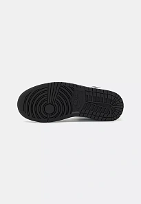 Фото № 3 с приближением к товару «‎WMNS AIR JORDAN 1 MID 365»