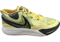 Фото № 1 с приближением к товару «‎Nike Kyrie 8»