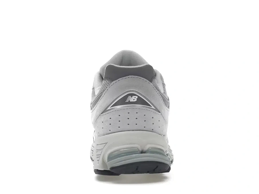 Фото № 4 с приближением к товару «‎New Balance 2002R»