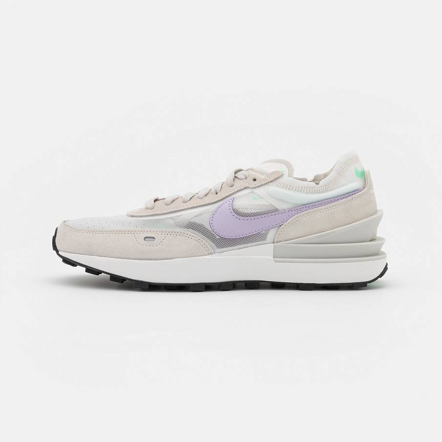 Фото № 3 с приближением к товару «‎Nike Waffle One »