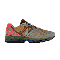 Фото № 1 с приближением к товару «‎Action Bronson x New Balance 1890 Planet Frog»