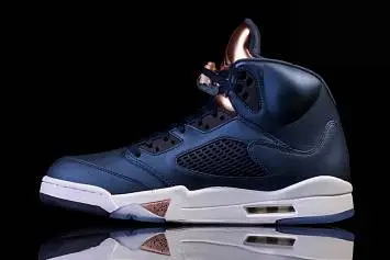 Nike Air Jordan 5 Retro Bronze  - 3