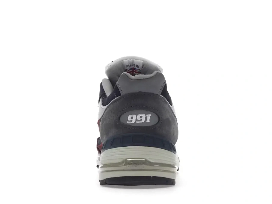 Фото № 4 с приближением к товару «‎New Balance 991»