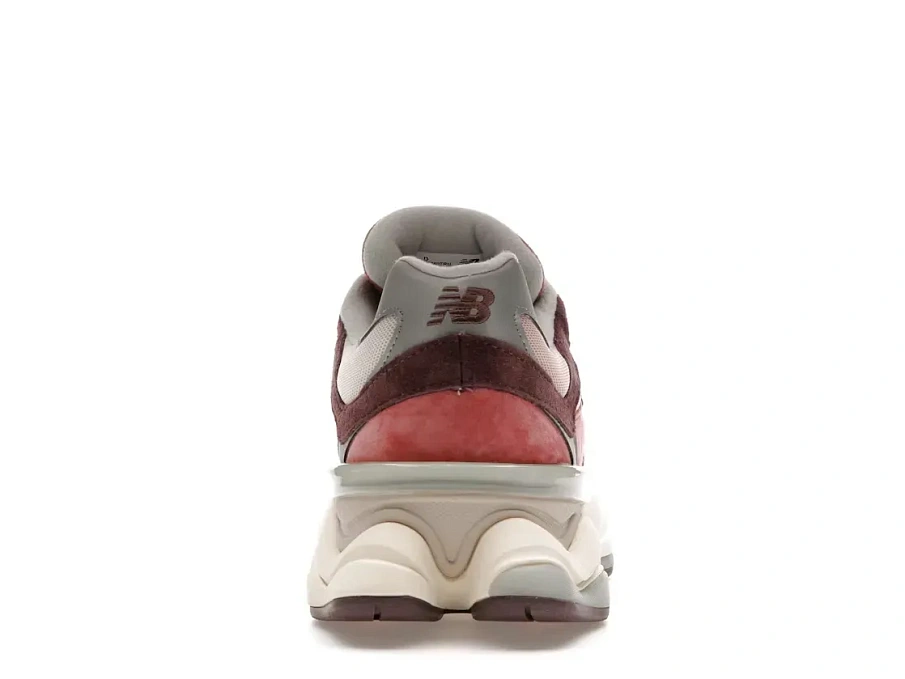 Фото № 4 с приближением к товару «‎New Balance 9060»