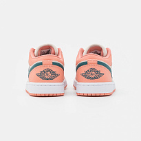 Фото № 3 с приближением к товару «‎Jordan Air 1 »