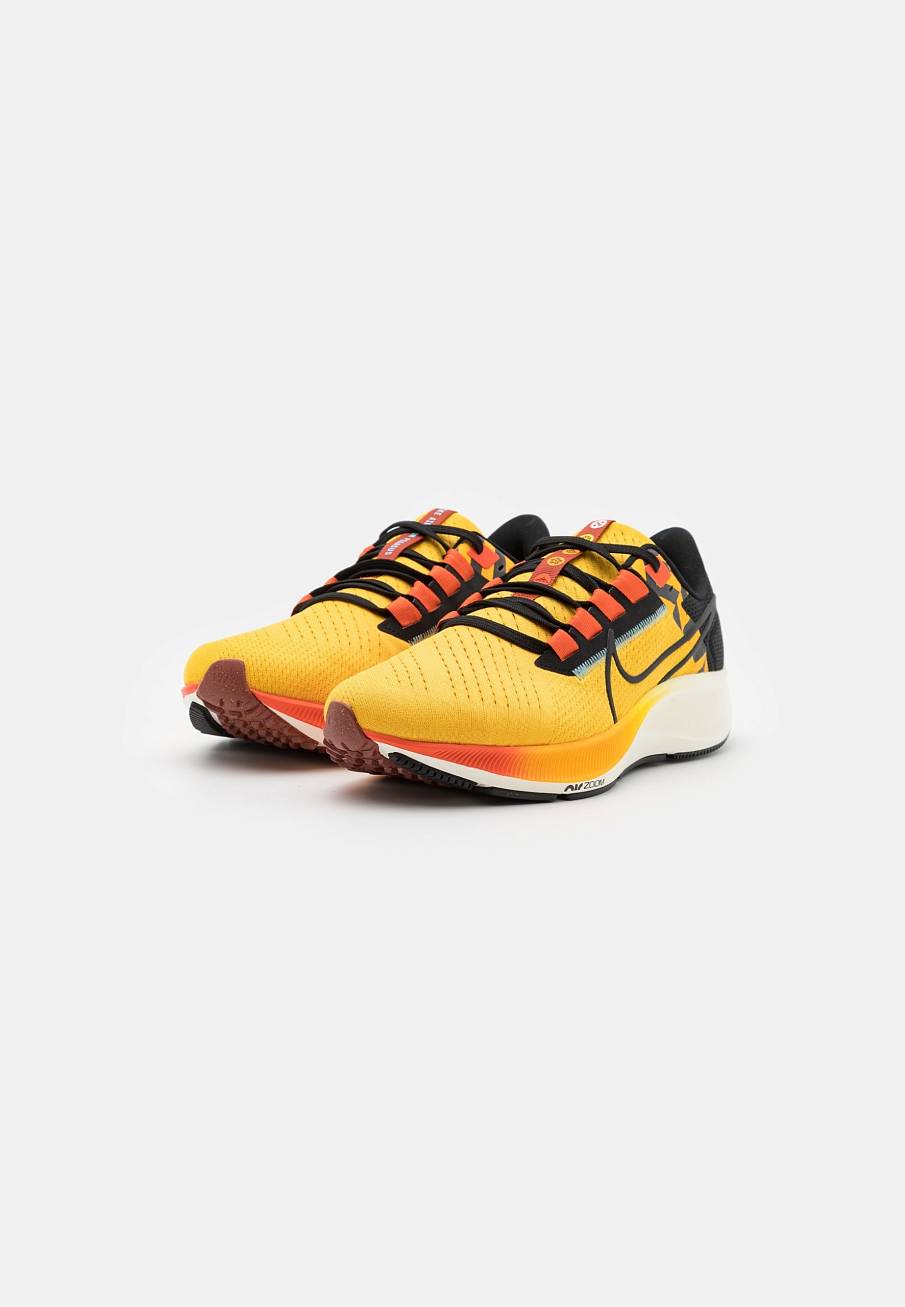 Фото № 1 с приближением к товару «‎Nike Air Zoom Pegasus 38 Hkne»