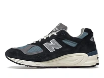 Фото № 3 с приближением к товару «‎New Balance 990v2»