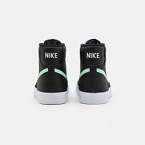 Фото № 3 с приближением к товару «‎Nike Blazer 77 »