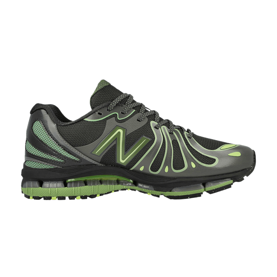 Фото № 1 с приближением к товару «‎New Balance 1890 Faded Black Utility Green»