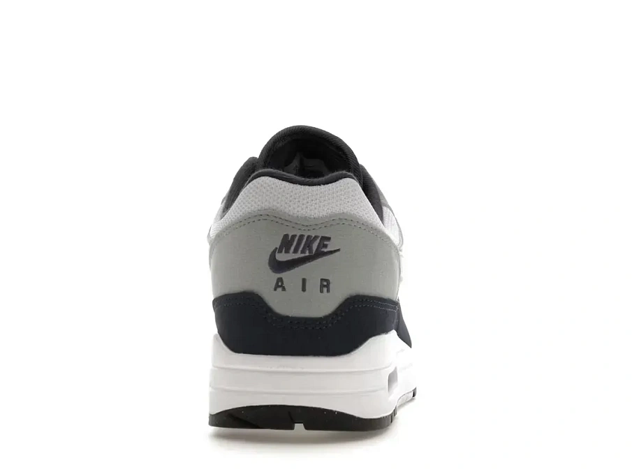 Фото № 4 с приближением к товару «‎Nike Air Max 1»