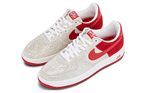 Фото № 3 с приближением к товару «‎Nike Air Force 1 Premium 'Christmas'»