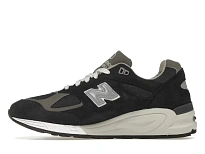 Фото № 3 с приближением к товару «‎New Balance 990v2»