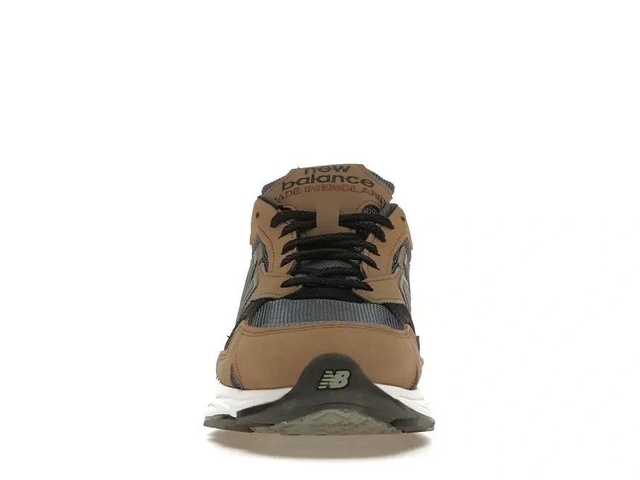 Фото № 2 с приближением к товару «‎New Balance 920»