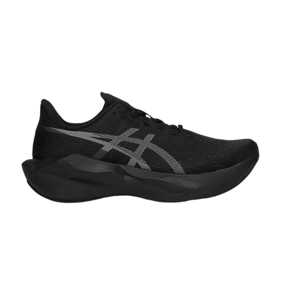 Фото № 1 с приближением к товару «‎ASICS Novablast 6 Black»