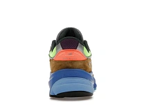 Фото № 4 с приближением к товару «‎New Balance 990v6»