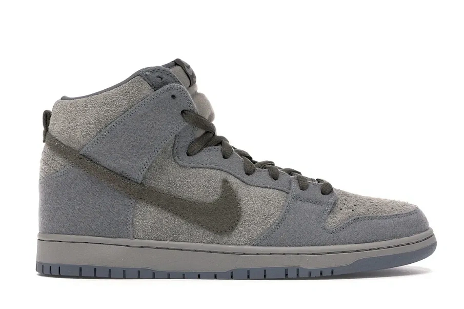 Фото № 1 с приближением к товару «‎Nike SB Dunk High Tauntaun»