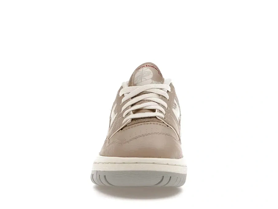 Фото № 2 с приближением к товару «‎New Balance 550»