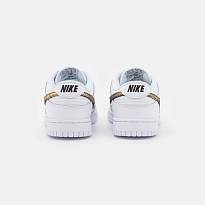 Фото № 4 с приближением к товару «‎Nike Dunk »
